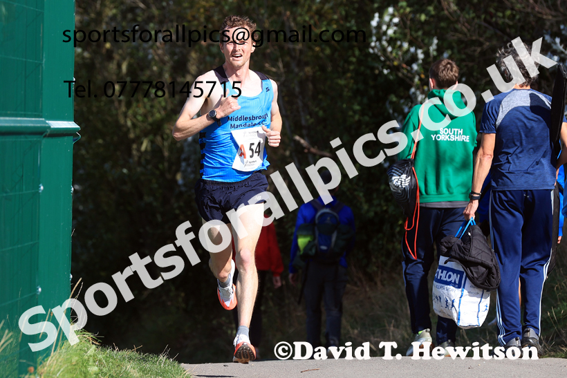 Senior Mens, 2026 Northern Mens 6 and Womens 4 Stage and Youngsters Relays, Silksworth, Sunderland. Photo: David T. Hewitson/Sports for All Pics